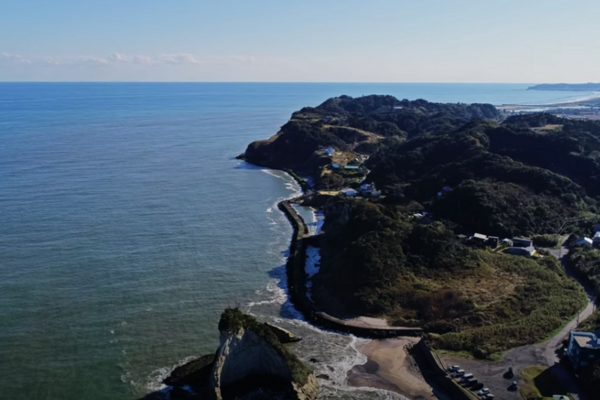 千葉県外房にある秘境「雀島」を空撮しました！