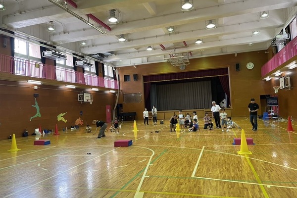 新宿の花園小学校でドローン体験イベントを実施しました！