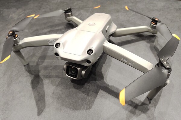 新製品「DJI AIR 2S」レビューです